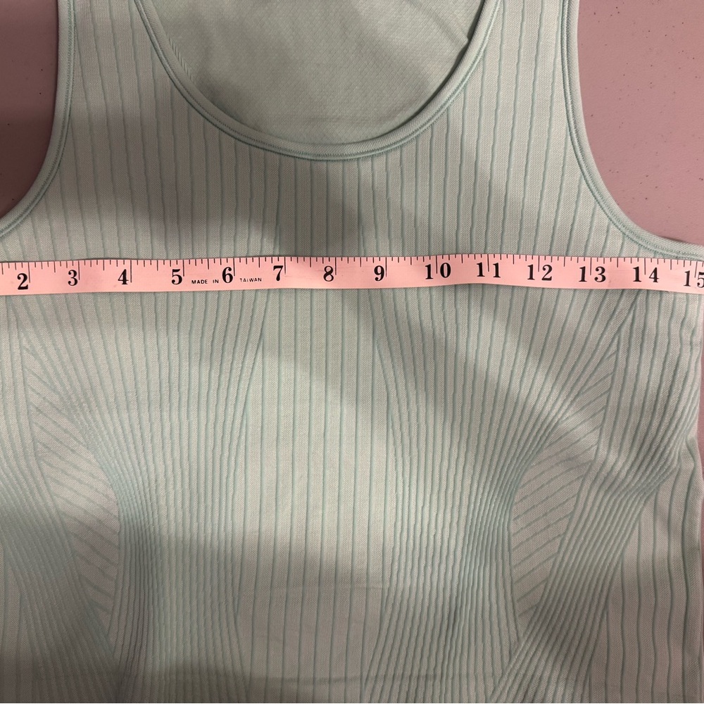 Lululemon Ebb To Street Cropped Tank Top Rib Map Wild Mint Ice Green 10 Like New View 4